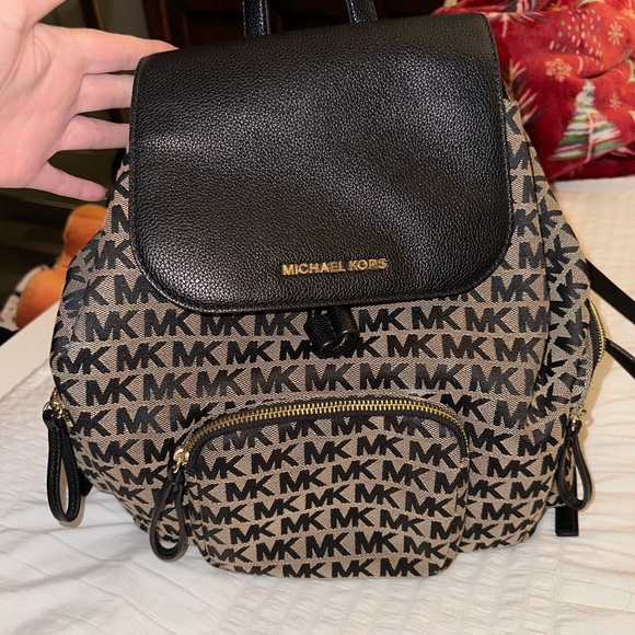 Michael Khors Logo Backpack - Picture 1 of 4